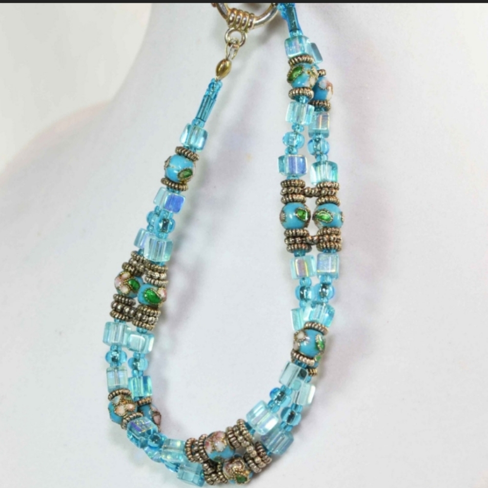 Beautiful Handmade Blue Cloisonne' Beaded Bracelet - Picture 4 of 7